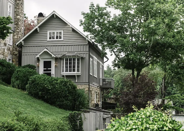 The Greystone Inn